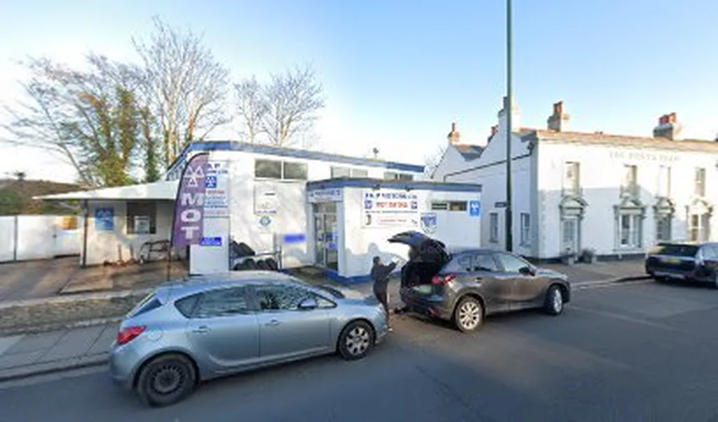 J & P Motors