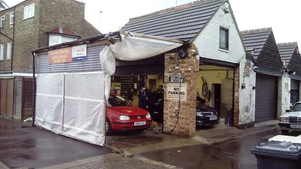 Jewels Garage