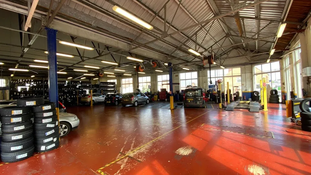 Kwik Fit - London - Golders Green - Finchley