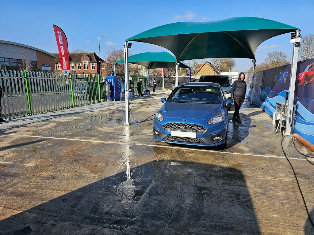 L&V HAND CAR WASH