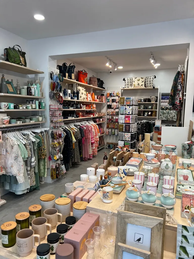 Lark Chiswick