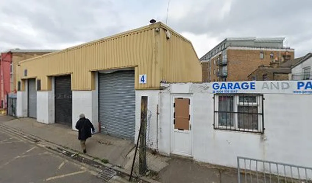 Leytonstone Autos
