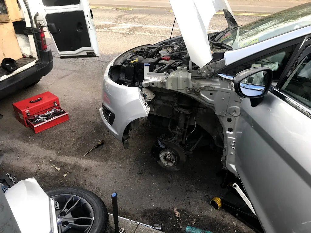 Lio Car Repairs LTD