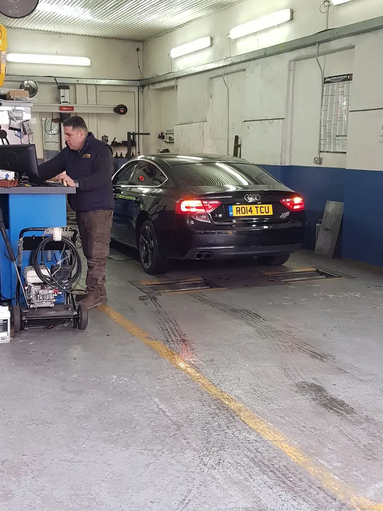 London Star Auto ltd