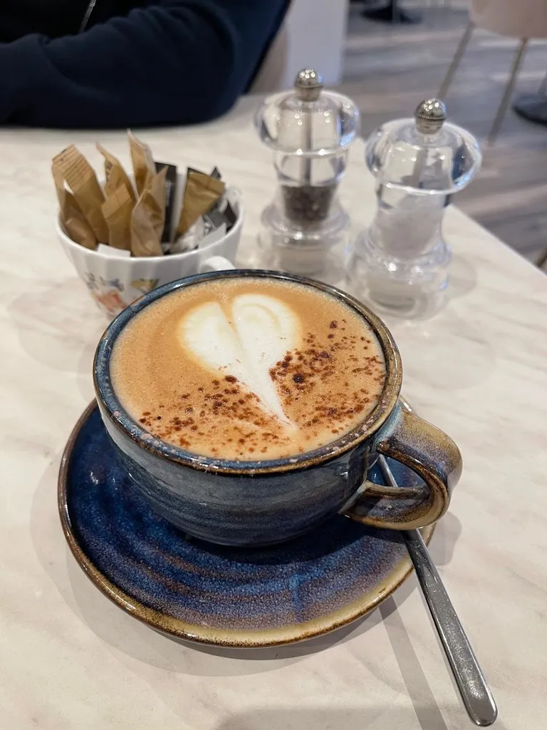 Luna Cafe