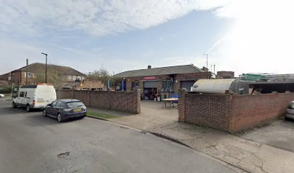 M J Vehicle Repair