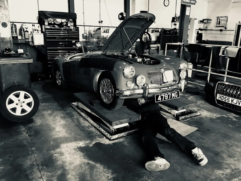 Mayday MOT and Service Centre