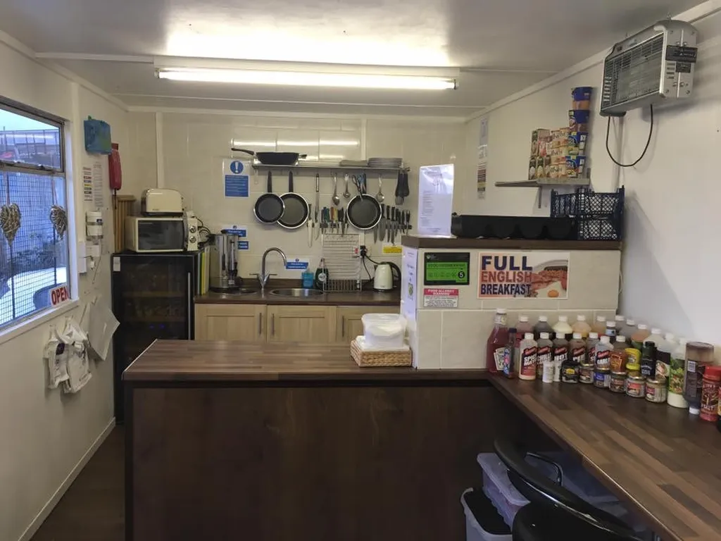 Mega Munchies Cafe