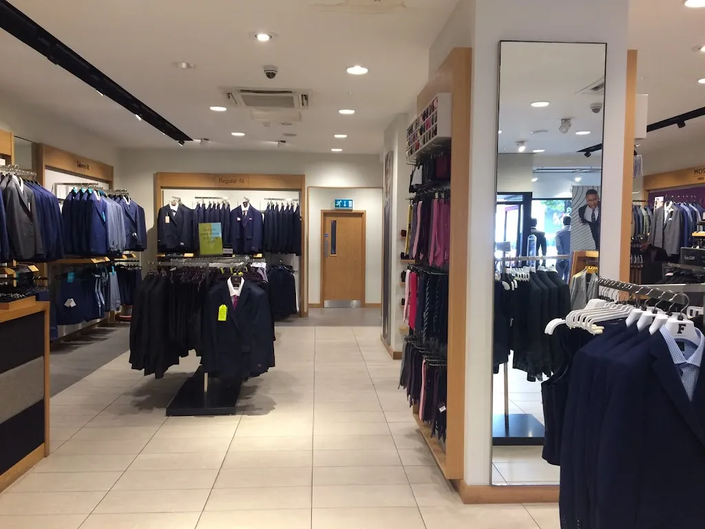 Moss Bros Ealing