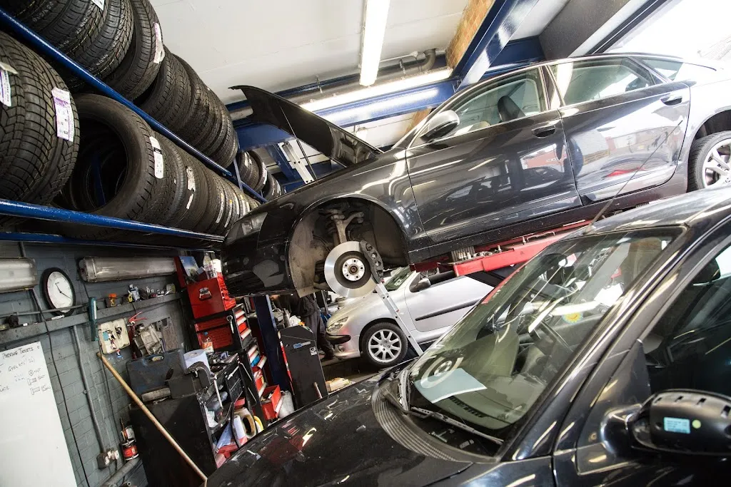Munster Tyres