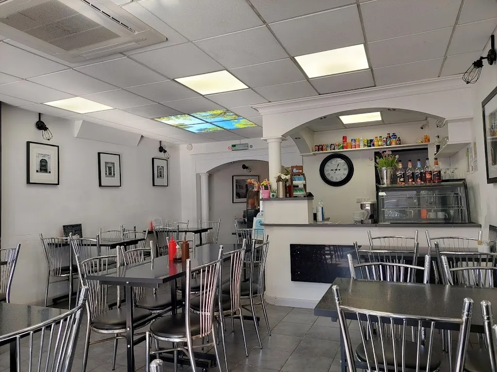 Nes' Cafe