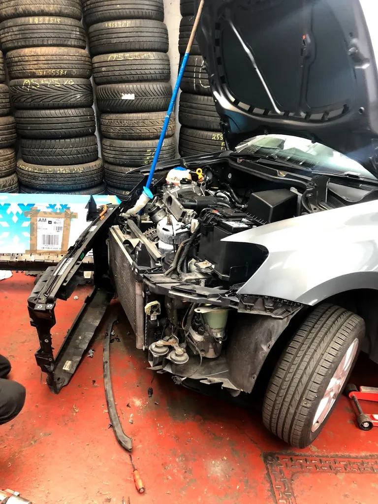 Newham Tyres & 3D Alignment