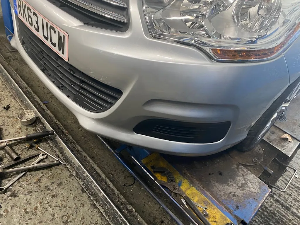 NORTH LONDON COACHWORKS