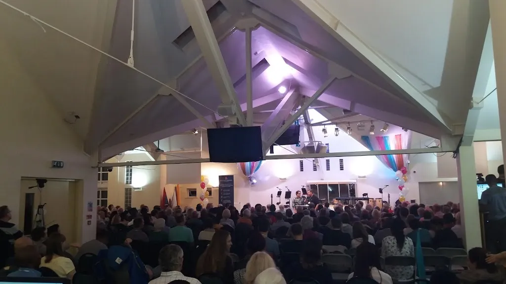 Oasis Church, Colliers Wood