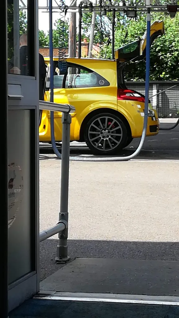 Olleys Posh Wosh Car Wash