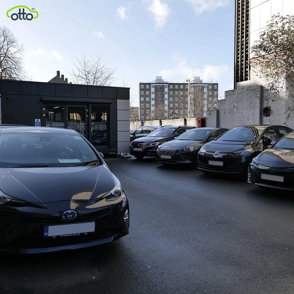 Otto Car - Hammersmith - PCO Car Hire & Rent 2 Buy