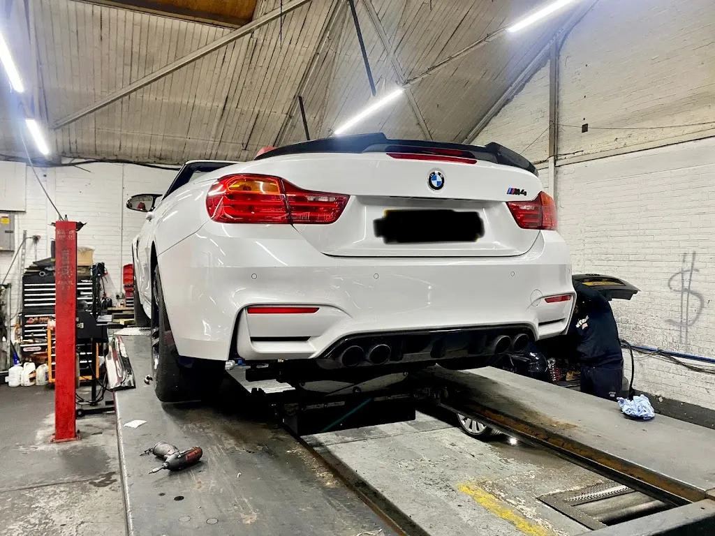 Pit Lane Autos Ltd