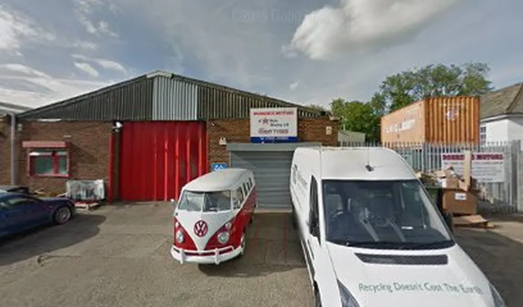 Robbings Motors