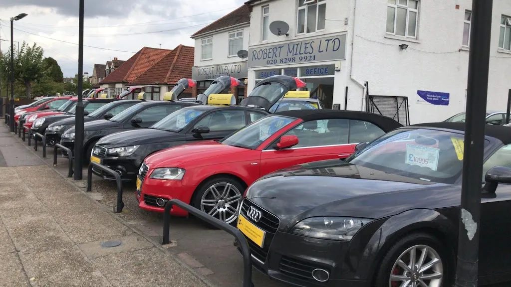 Robert Miles [Car Sales]