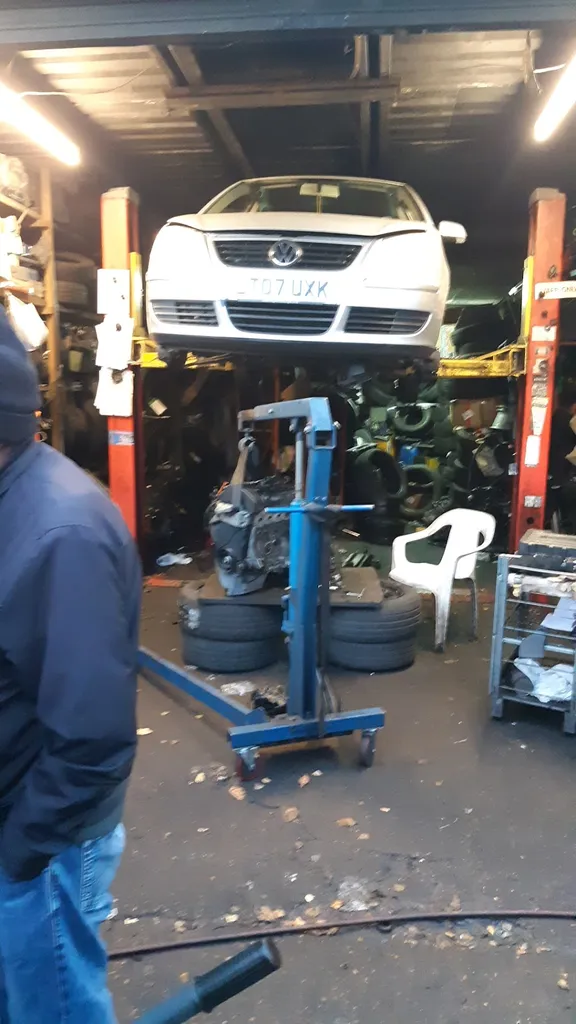 Roseville Auto & Tyres