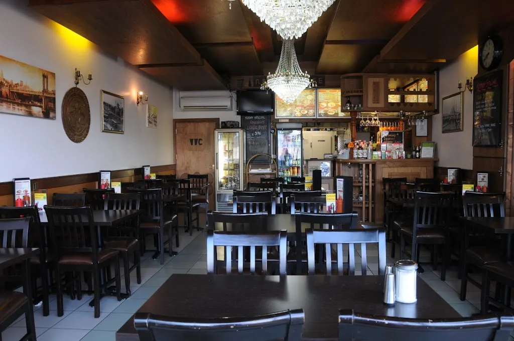 Royal Star Cafe