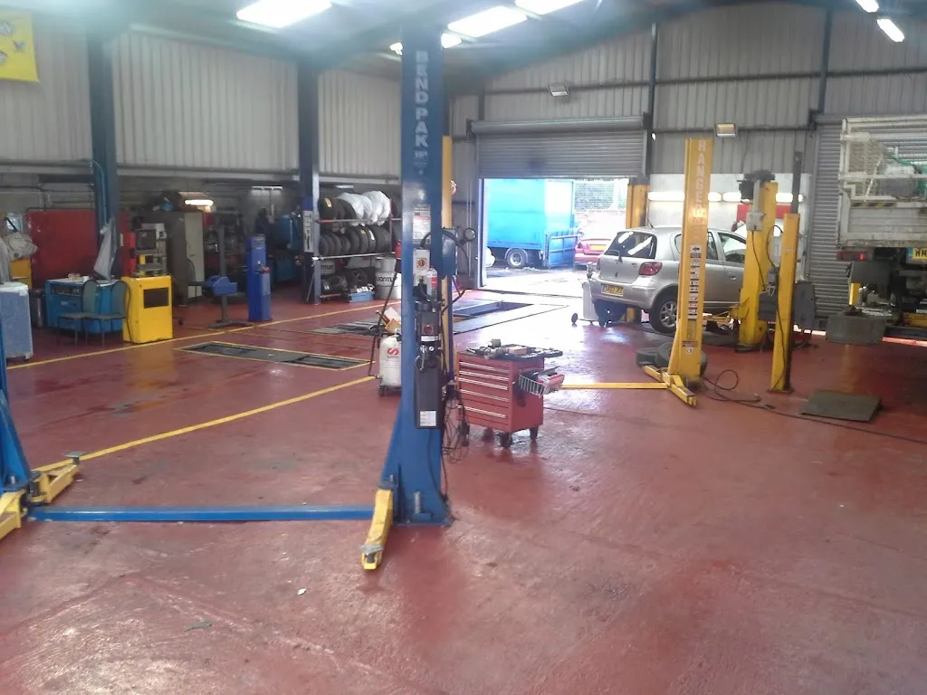 Rutlish Auto Care Centre- relocating still open