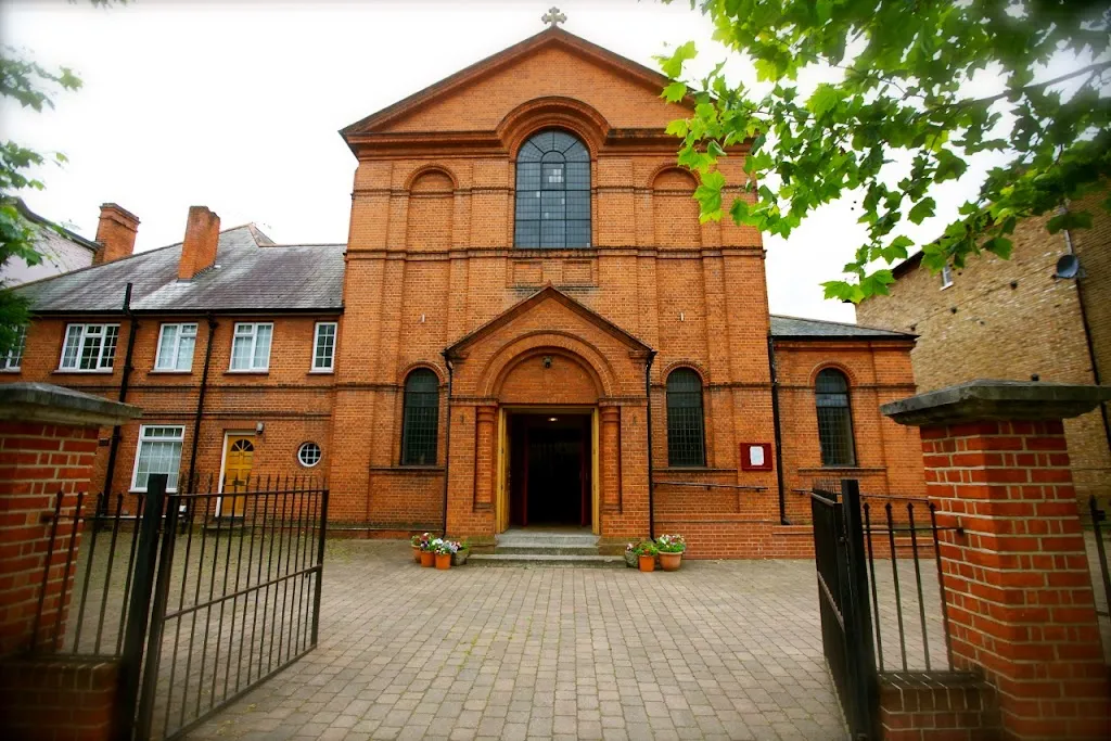 Sacred Heart RC Church, Teddington