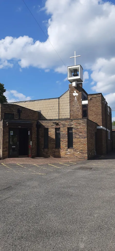 Saint Paul's Roman Catholic Church, Harefield
