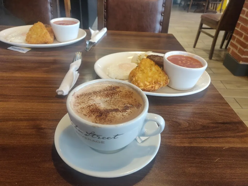 Sal’s Cafe