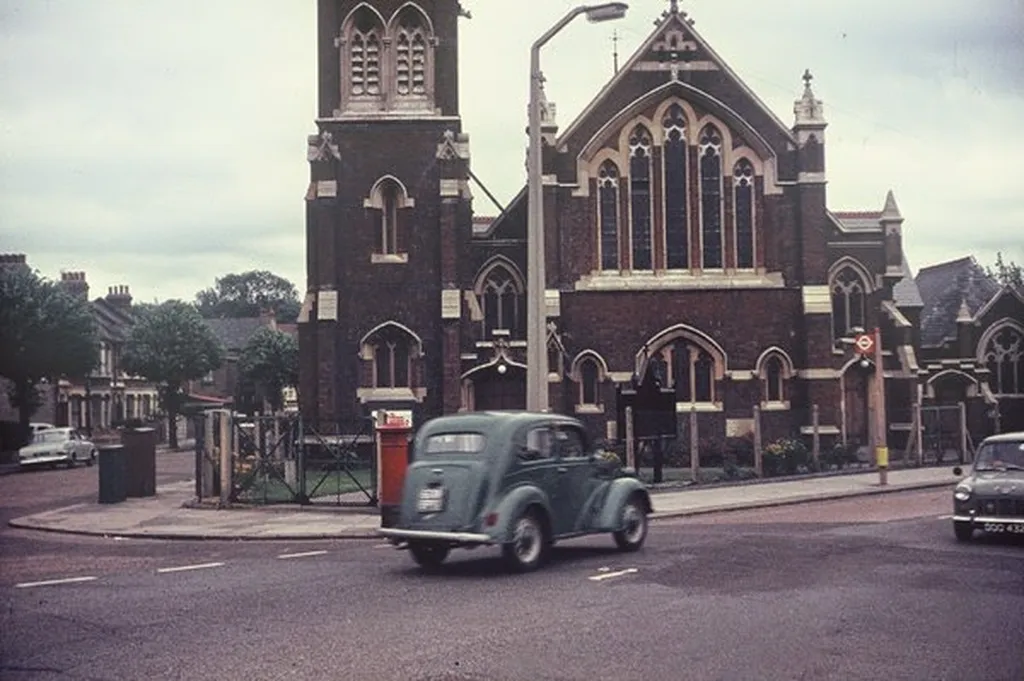Shern Hall Methodist Church, Whipps Cross