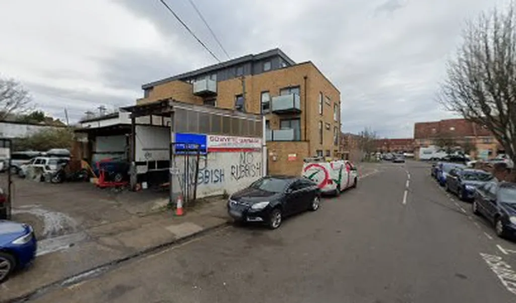 Sosyete Garage