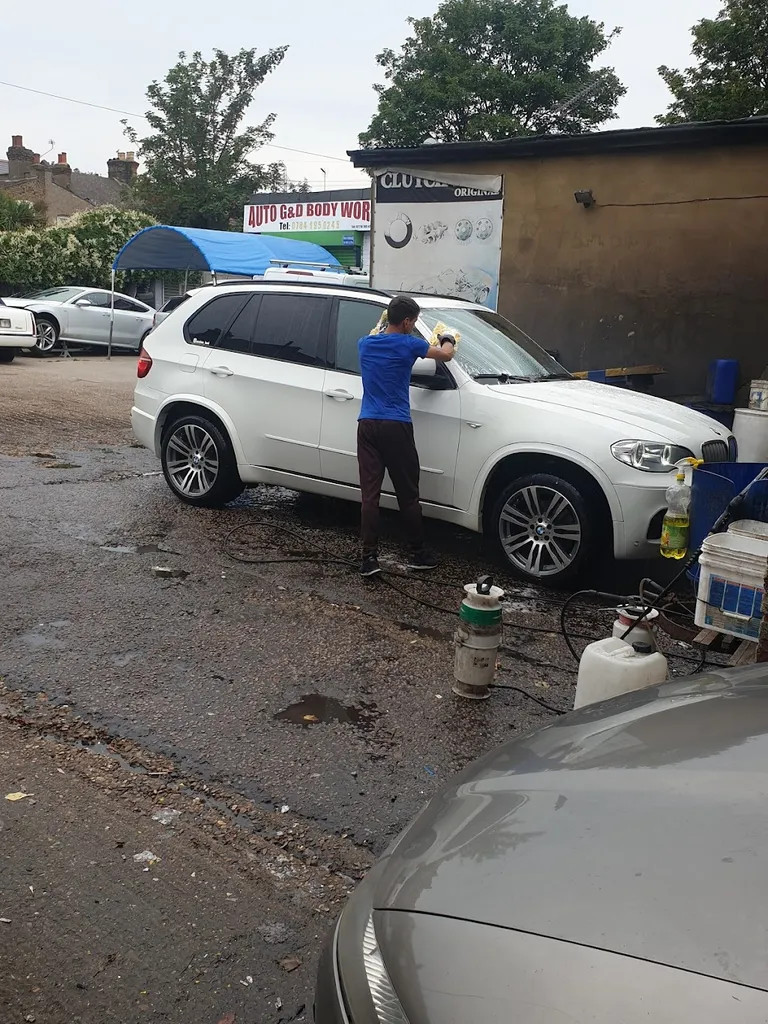 Splendid Hand Car Wash