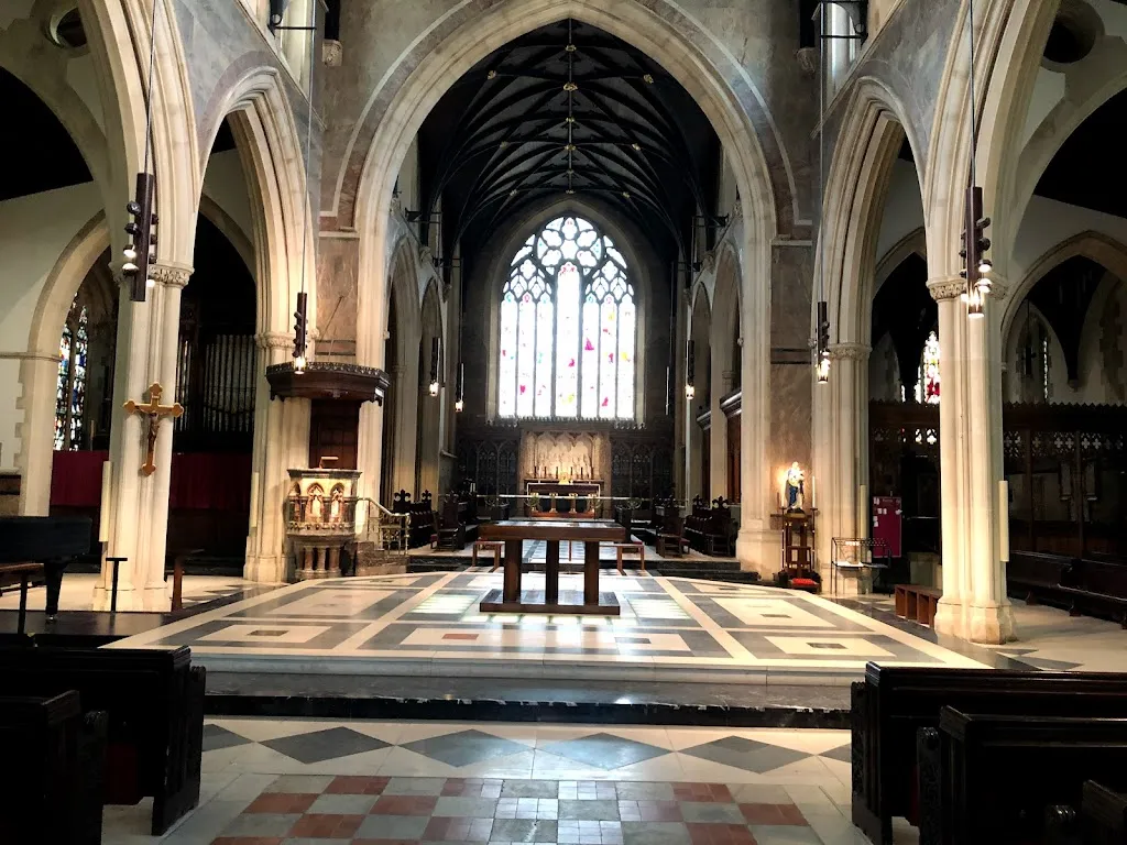 St James's Church, Sussex Gardens