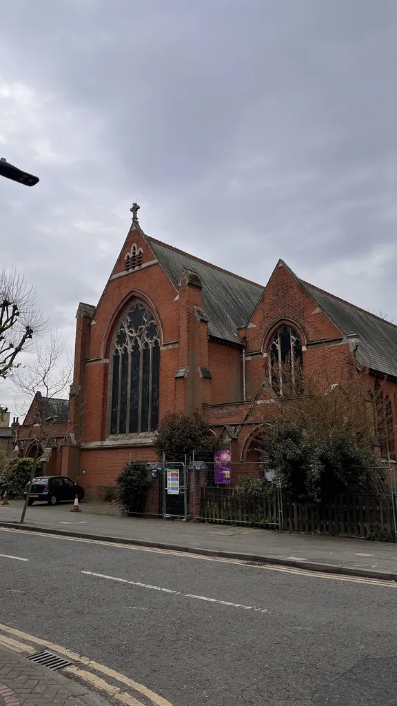 St James West Ealing