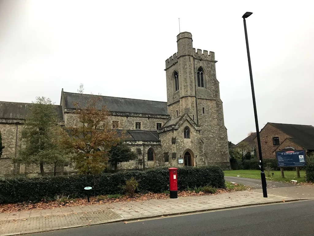 St John's with St Mary's, Isleworth