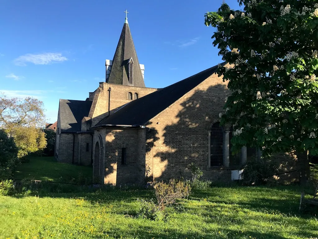 St Laurence Church, Barkingside