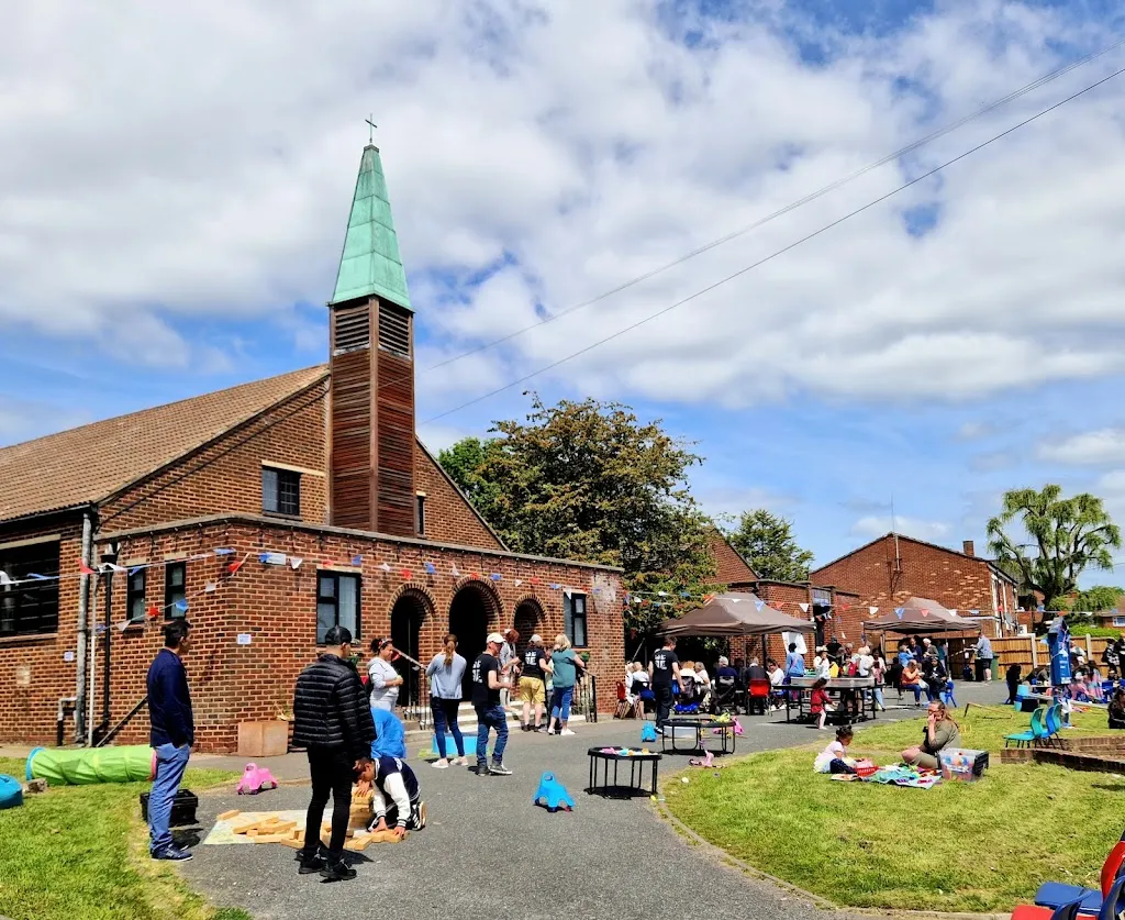 St. Paul's Church, Hainault