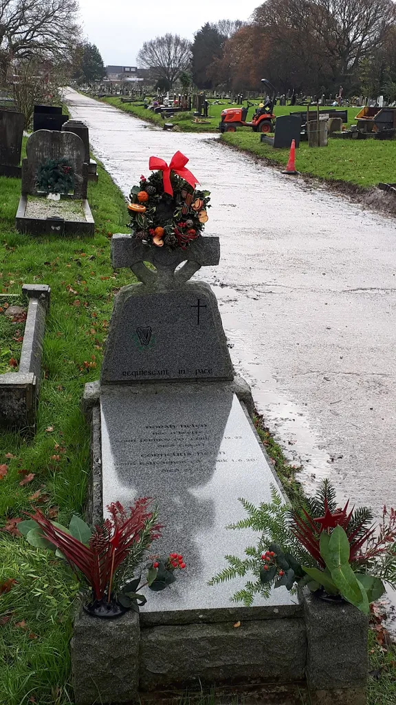 Streatham Park Cemetery Chapel