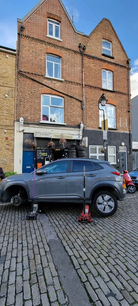 Tyre Service