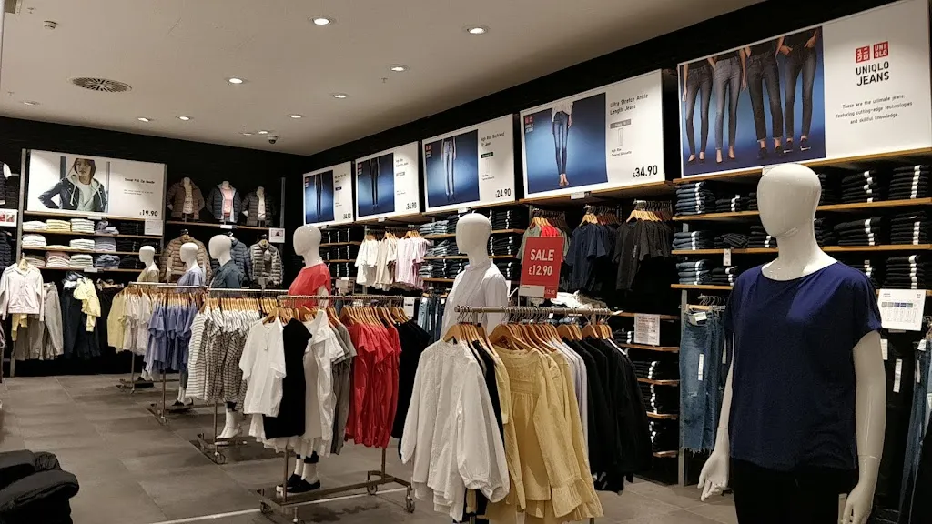 UNIQLO White City
