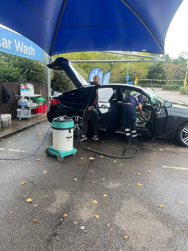 Waves Hand Car Wash Barkingside