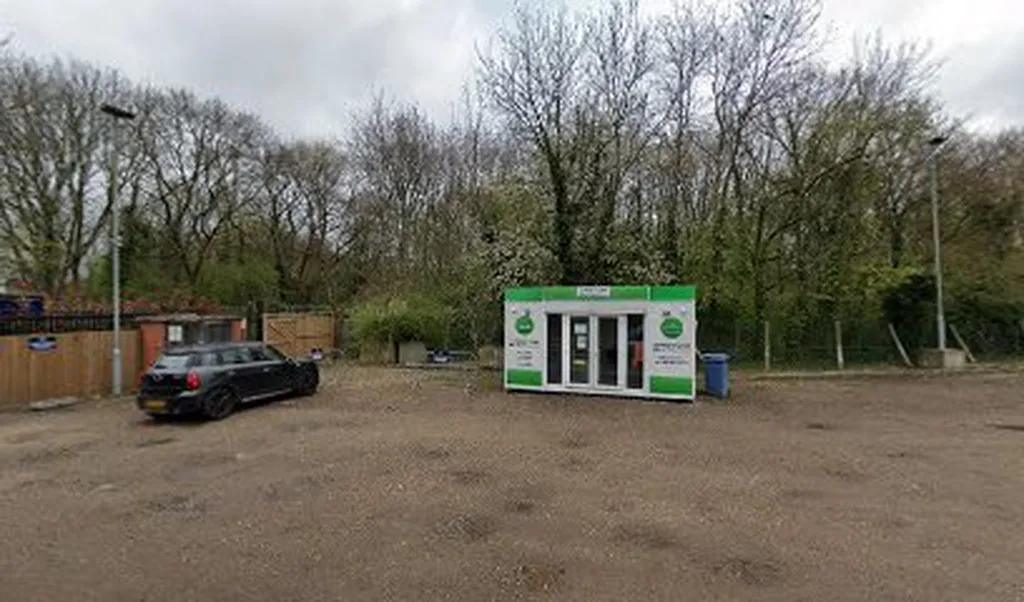 We Buy Any Car Eton Manor Rugby Club