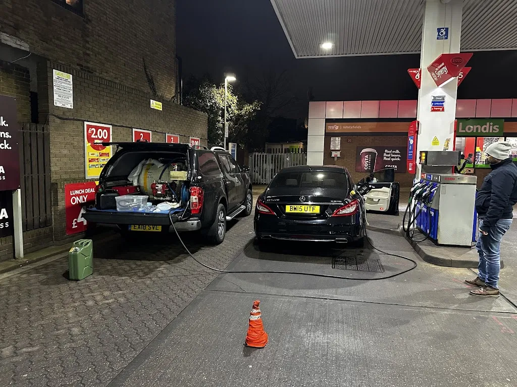 Wrong Fuel 24/7 - Emergency Service for Fuel Contradiction & Recovery
