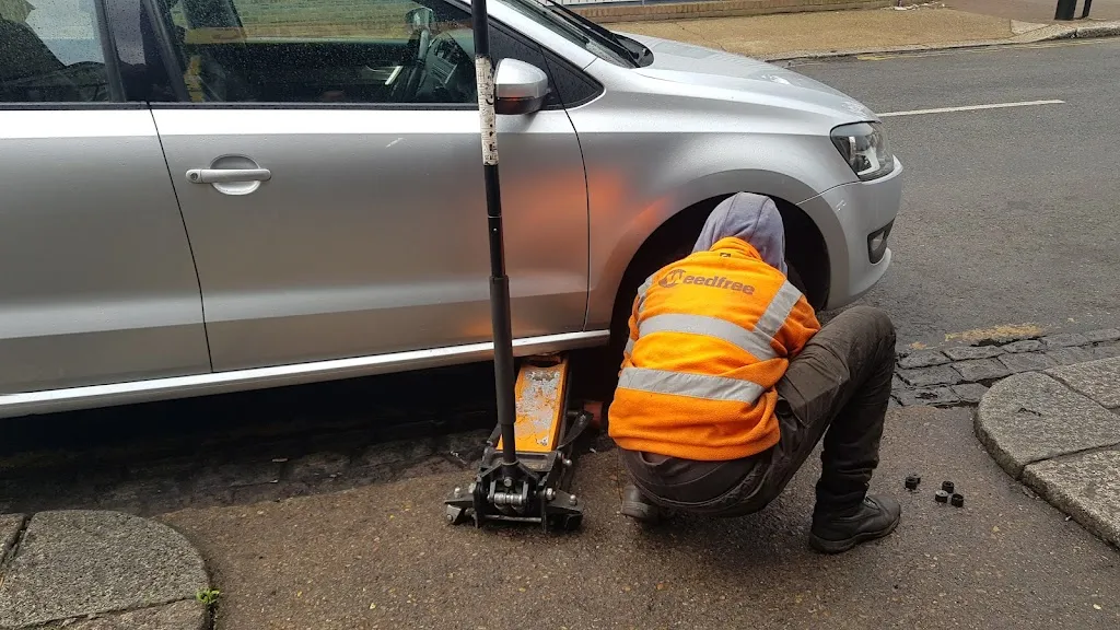 Yomaas Auto & Tyres