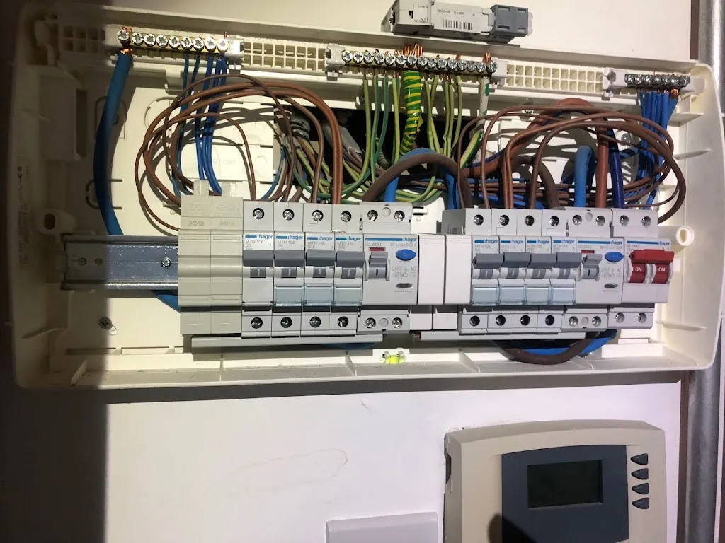 24hr Emergency Electrician Dulwich & Norwood | ABCD Electrical