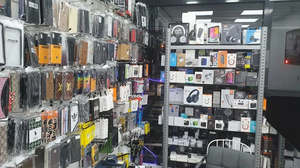 aman fly phone accessories