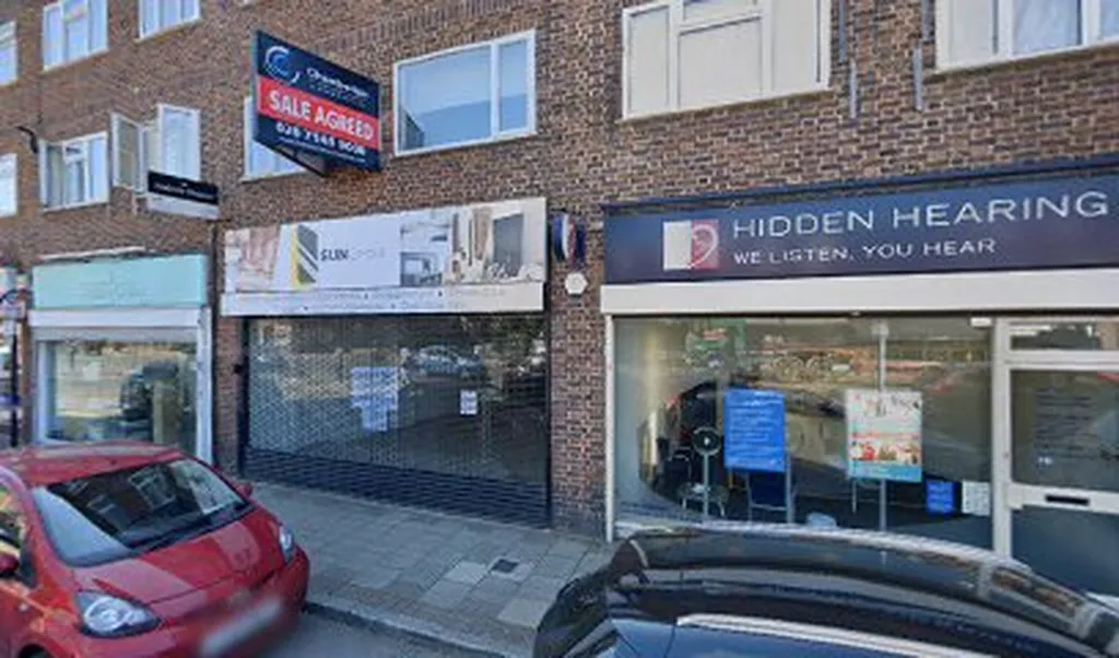 Angle House Specialist Dentistry (Hatch End)