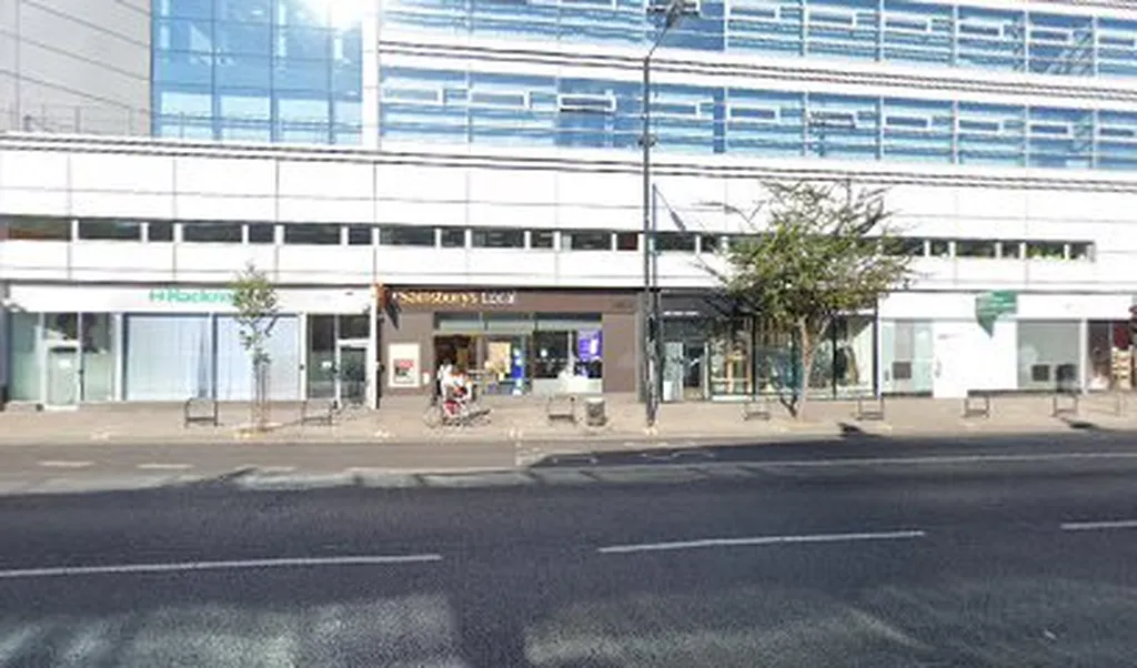 Argos Hackney Town Hall (Sainsbury's C&C)