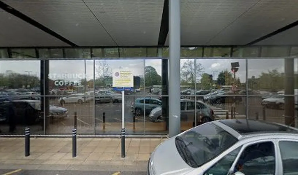Argos Richmond Station (Sainsbury's C&C)