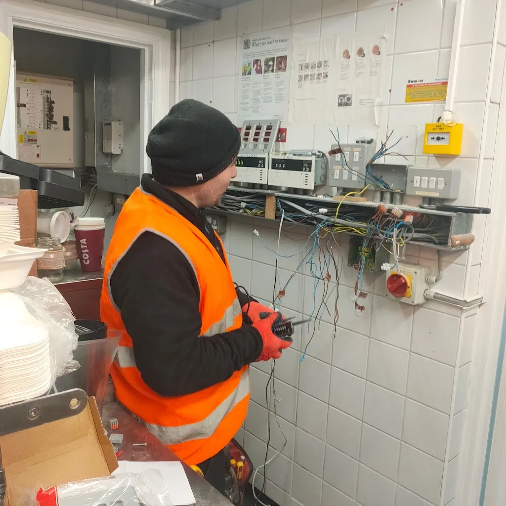 Art ELECTRICS
